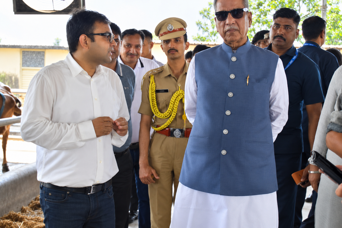 Sikkim Governor Visits Moovana A2 Dairy Farm, Witnesses Fusion of Traditional Cow Care and Modern Technology